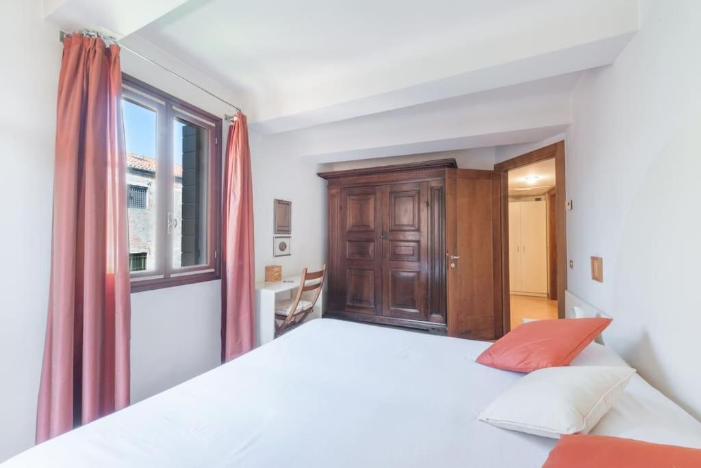 Ca' De La Comare, Relaxing And Elegant Apartment On Canal Grande Benátky Exteriér fotografie